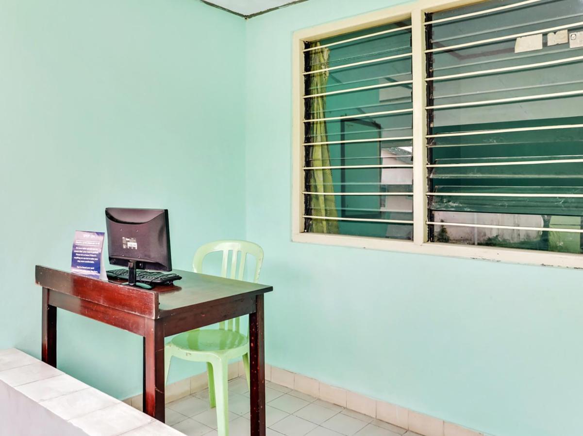 Spot On 90003 Villa Tawang Cianjur Exterior foto