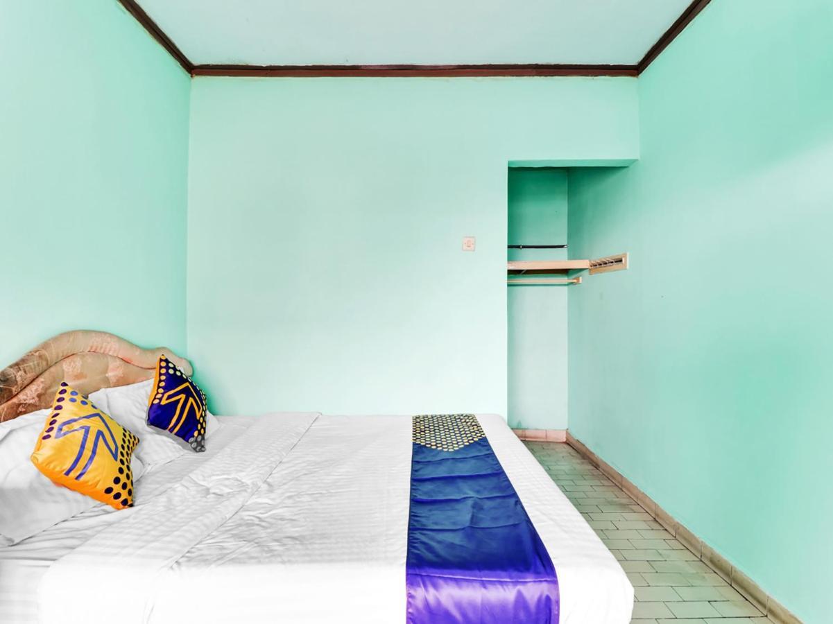 Spot On 90003 Villa Tawang Cianjur Exterior foto